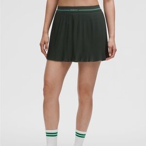 Lululemon Logo-Waist Micro-Pleat Mid-Rise Tennis Skirt Size Medium